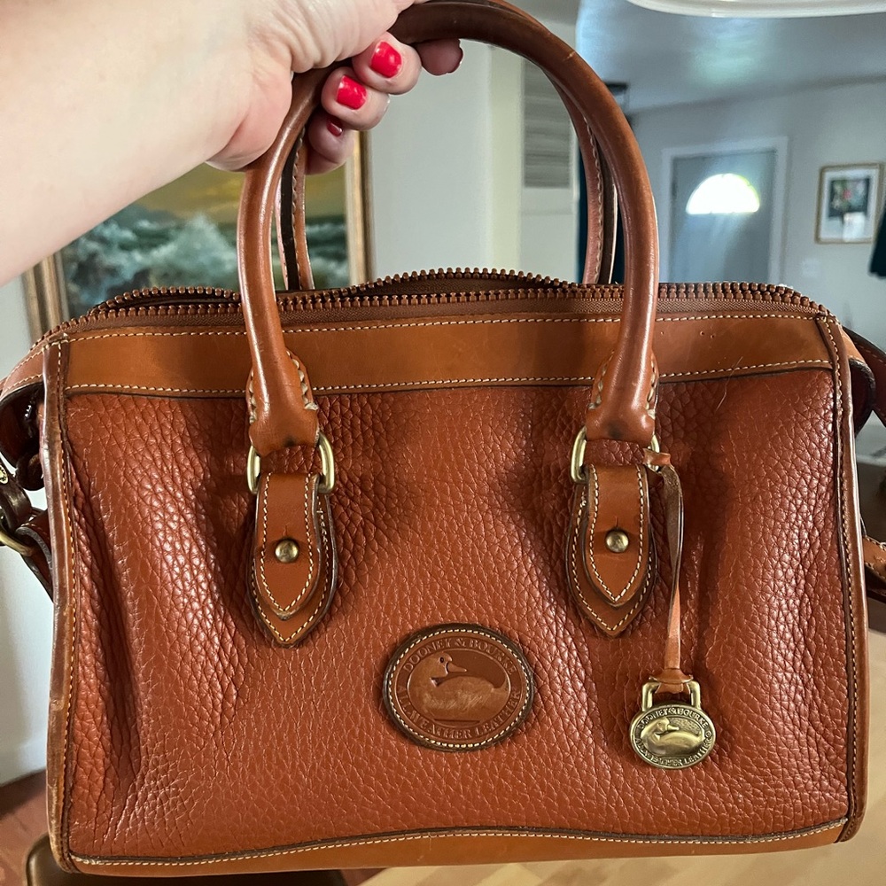 Vintage Dooney and Burke tote with shoulder strap